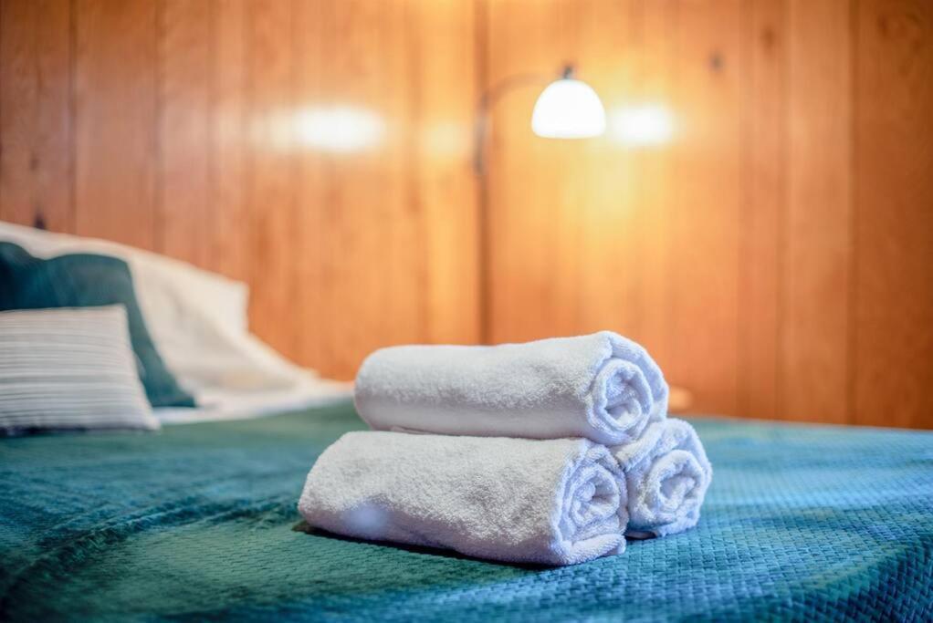 Fall Getaway Resort-3 King Suites, Dog-Friendly Seeley 外观 照片