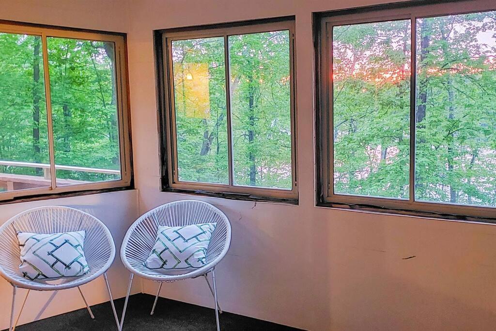 Fall Getaway Resort-3 King Suites, Dog-Friendly Seeley 外观 照片